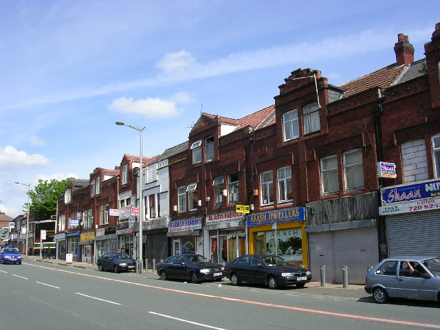 Cheetham Hill, By Keith Williamson, CC BY-SA 2.0, https://commons.wikimedia.org/w/index.php?curid=9119088