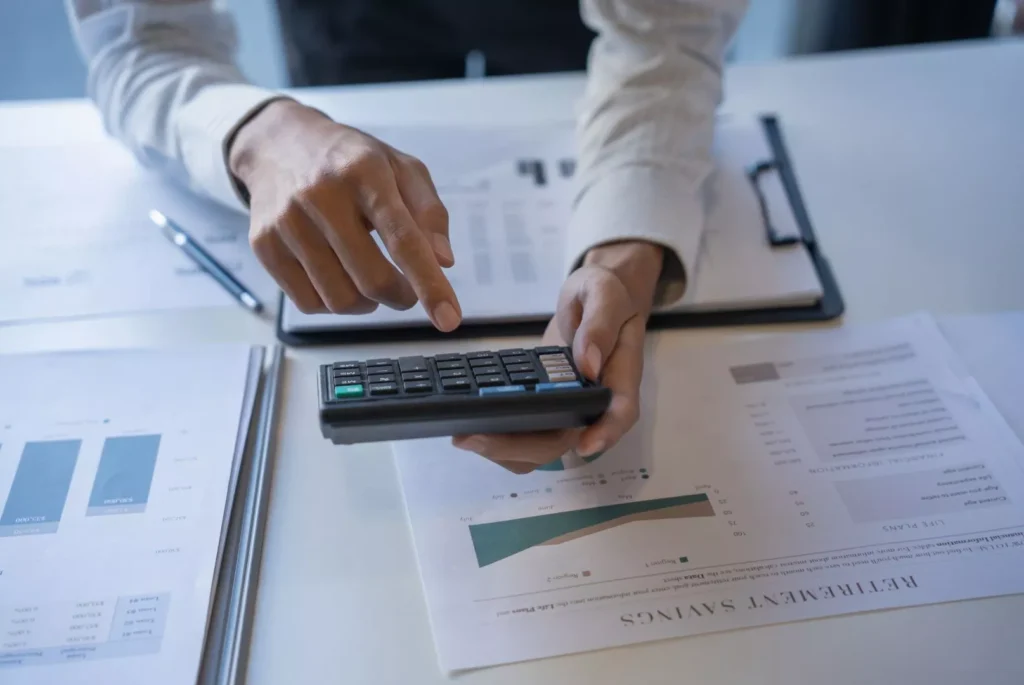 How is creditworthiness calculated for a mixed loan?