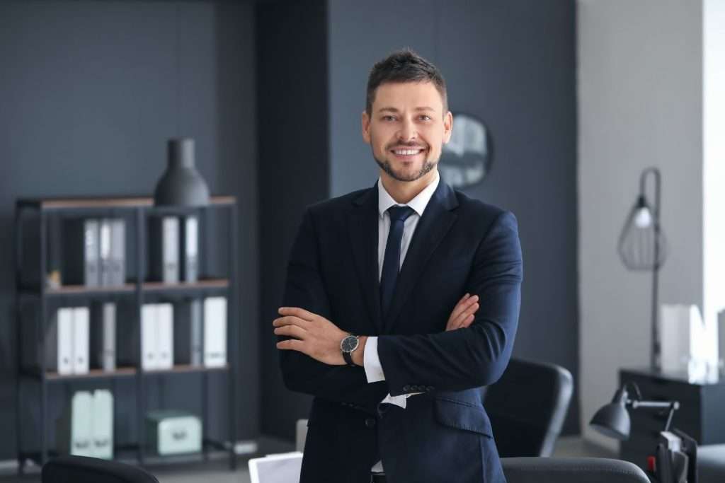 Who can perform conveyancing?