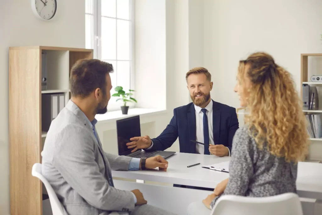 What to expect from your first meeting with a mortgage broker in the UK?