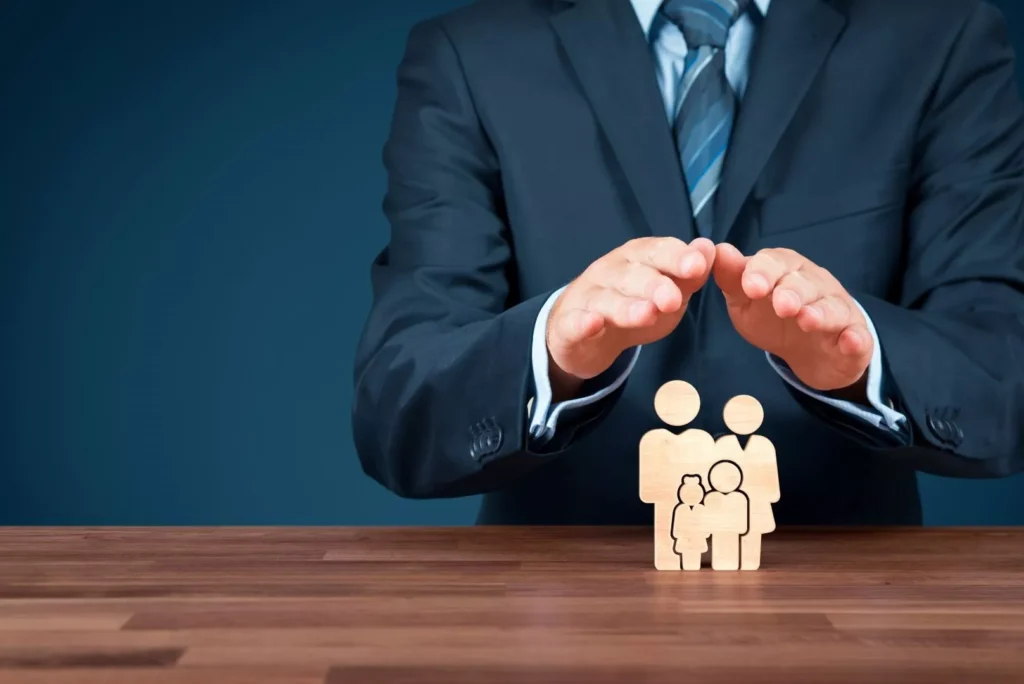 How does life insurance work in the UK?
